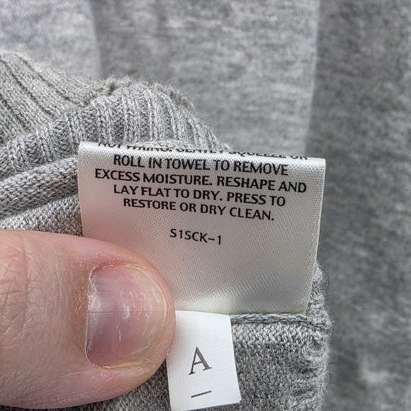 Eileen Fisher Sweater Womens Large Sequined V-neck Gray Organic Cotton/Cashmere - Picture 6 of 9